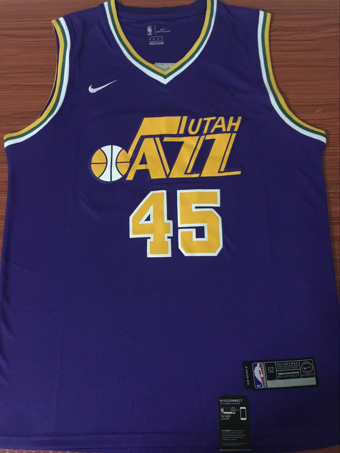 Donovan Mitchell, Utah Jazz - Retro - Haga click en la imagen para cerrar